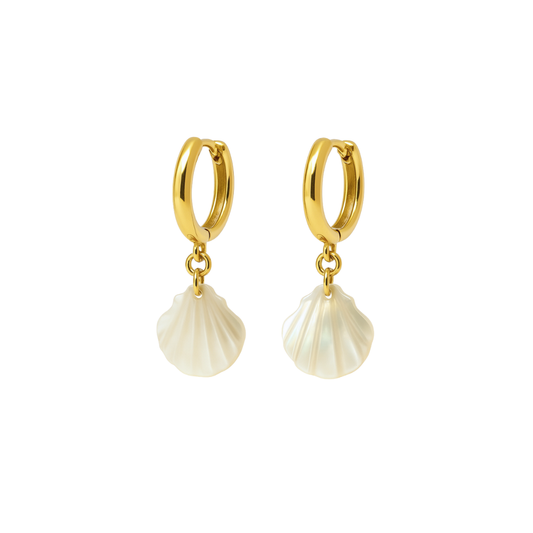 Symbolische Oorbellen – Licht parelmoer schelpjes