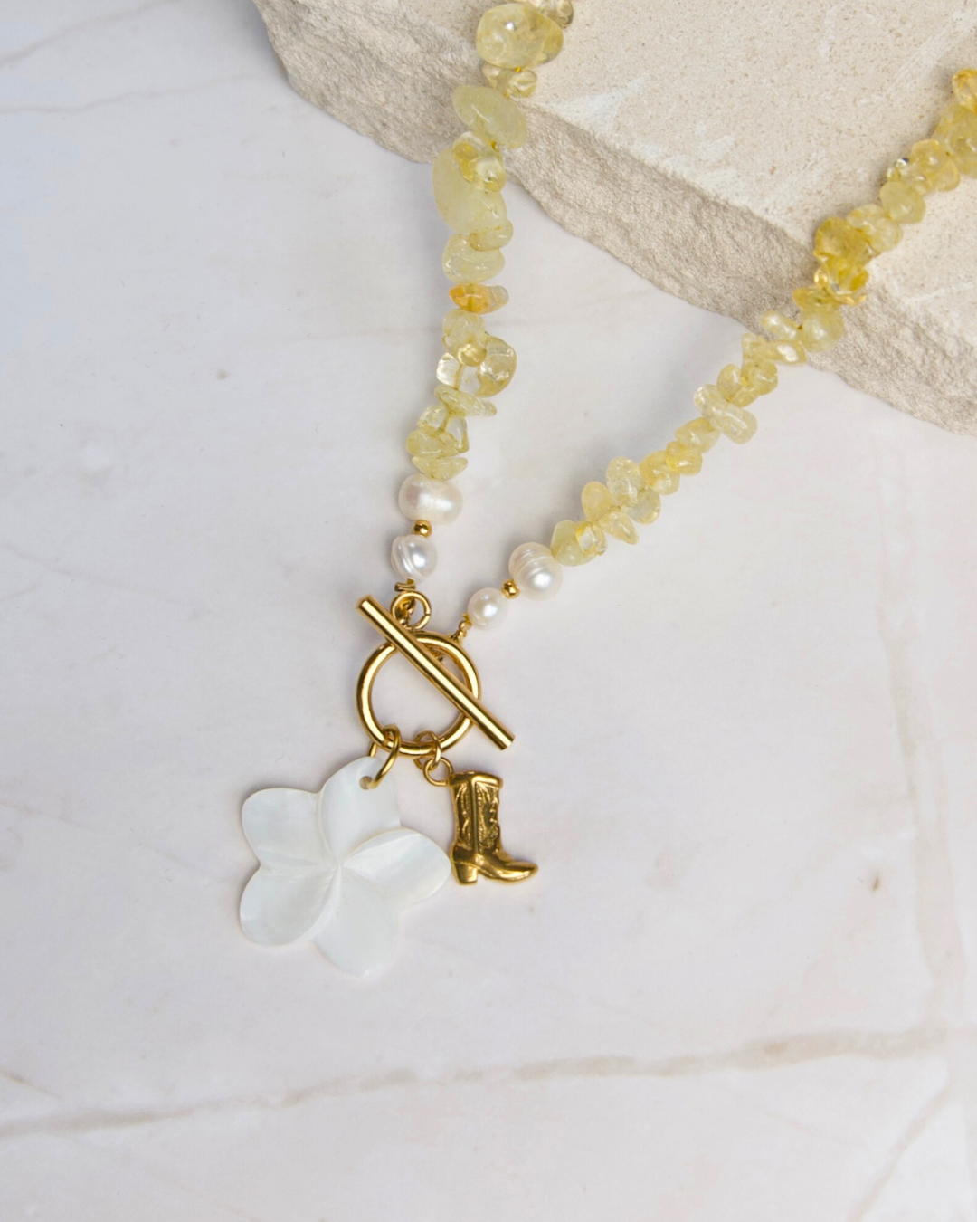 Citrien Ketting - Schelpbloem & Cowboylaars